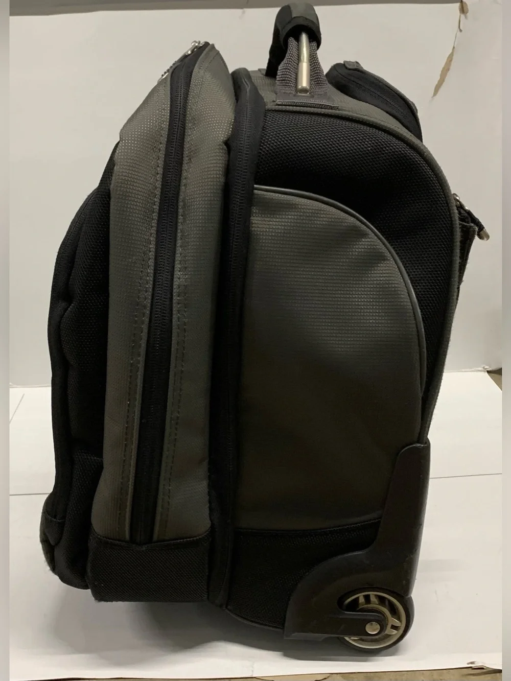 Men's Black and Olive Laptop Briefcase
